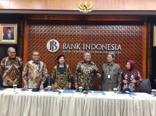 Ketidakpastian Meningkat,...