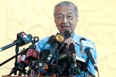 Mahathir Mohamad: Muhyiddin...