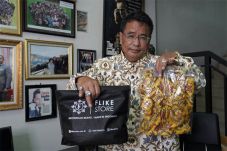 Pelopor Batik Modern,...