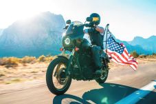 Harley-Davidson, Nestapa...