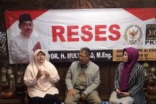 Modal 8 Kursi, PKS Usung...