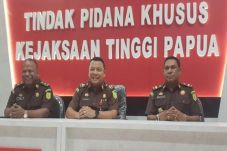 Bupati Waropen Papua...