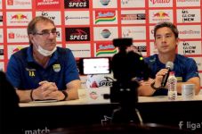 Persib Optimistis Curi...