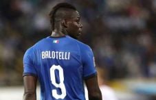 Balotelli Setuju Serie...