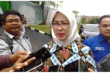 Airin: Perempuan Bukan...
