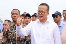 Edhy Prabowo Tantang...