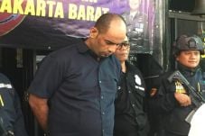Bebas dari Penjara,...
