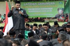 Penderita Corona Bertambah,...