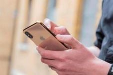 Apple Izinkan Perangkatnya...