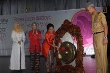 Menteri PPPA Pastikan...