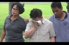 Berupaya Kabur ke Luar...