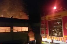 Sekolah Terbakar, Puluhan...