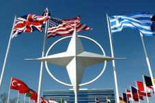 AS-NATO Bahas Bantuan...