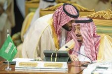 Raja Salman Sumbang...