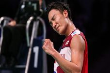 Kento Momota: Roh seperti...
