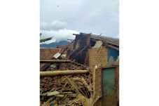 Gempa Sukabumi Akibatkan...