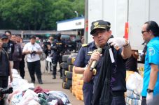 Bea Cukai dan Kepolisian...