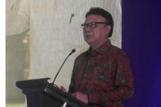 Menpan-RB Hadiri Festival...