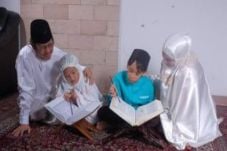 Mana Lebih Utama Bercengkrama...
