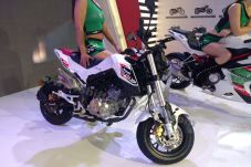Benelli TNT135 SE dengan...