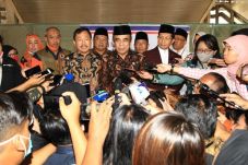 Cegah Penyebaran Corona,...
