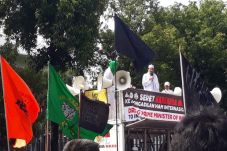 Saat Demo Kedubes India,...