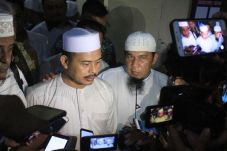 Lawan Penyiksaan Muslim...