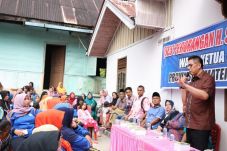 Merakyat, Petani Solok...