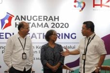 Hutama Karya Ajak Masyarakat...