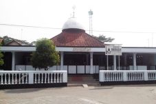 Sejarah Masjid Darussalam...