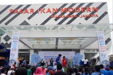 Perdagangan Ikan di...