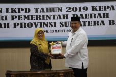 Wali Kota Solok Zul...