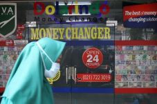 Kondisi Kronis Rupiah...