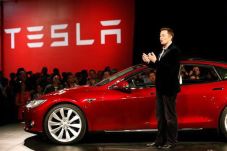 Tetap Ngantor, Elon...