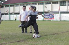 Wawako Buka Sepakbola...