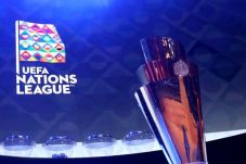 UEFA Mundurkan Jadwal...