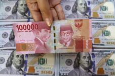 Kondisi Rupiah Semakin...