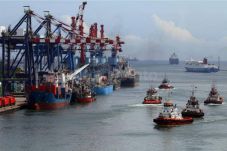 Pelabuhan Tanjung Priok...