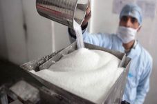 Turunkan Harga Gula,...