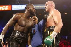 Tyson Fury : Pukulan...