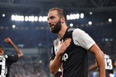 Ini Alasan Higuain Tinggalkan...