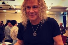 Kibordis Bon Jovi David...