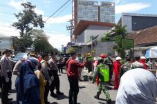 Cegah Corona, Polisi...
