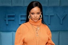 Rihanna Donasikan USD5...