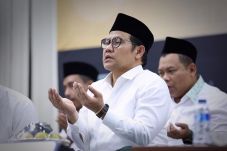Perangi Corona, DPR...