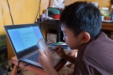 Sepekan Work From Home,...