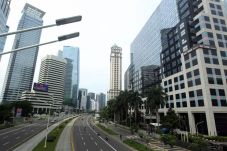 Kebijakan Social Distancing...