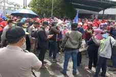 Darurat Corona, Polisi...