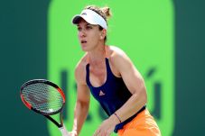 Juara Wimbledon Simona...