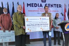 Bayan Resources Berikan...